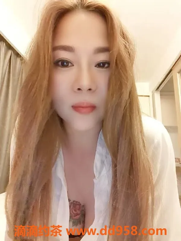 广州楼凤-南海诱惑少妇童童，身高161，胸围38C