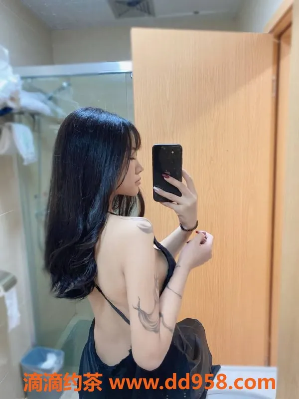 台州楼凤-义乌市丫丫，20岁165cm，优质茶艺体验