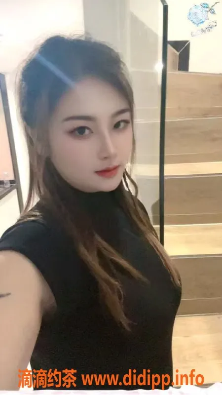 中山楼凤-中山西区艳子 26岁 36B 热情服务 现价500元起