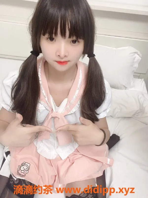 中山楼凤-小榄小晴18岁 36B胸围 高评价服务体验