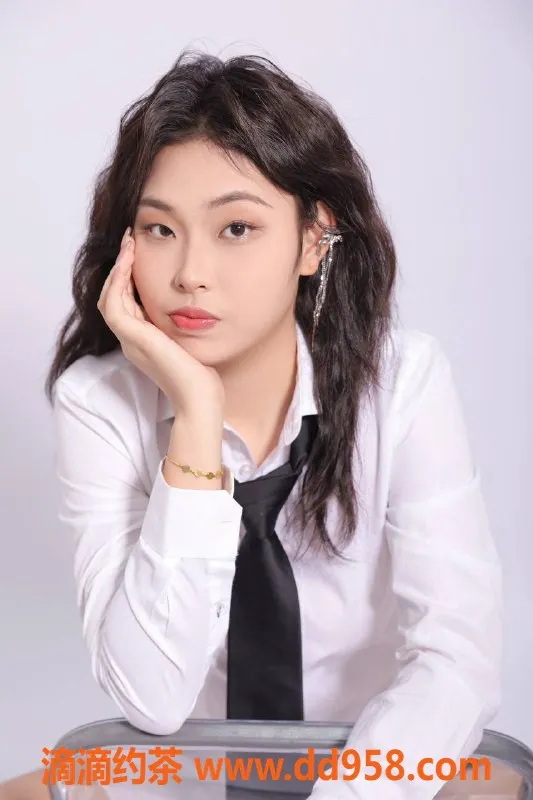 中山楼凤资源信息,霏霏：22岁，36D，石岐区域优质服务