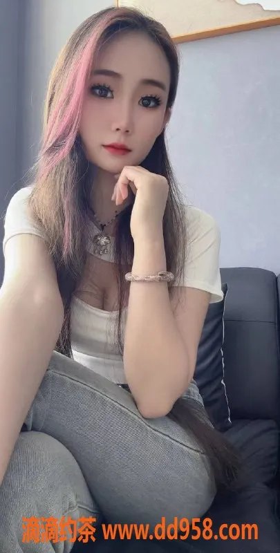 武汉楼凤-汉口思思，甜美服务700起，尽享极致体验！