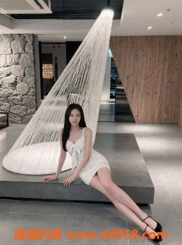 北京楼凤资源信息,朝阳初柚 27岁173cm女王S 600起服务