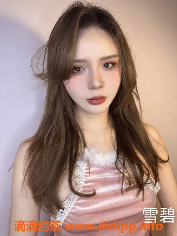 北京上门服务-朝阳雪碧，165cm混血美女，千元档双飞推荐