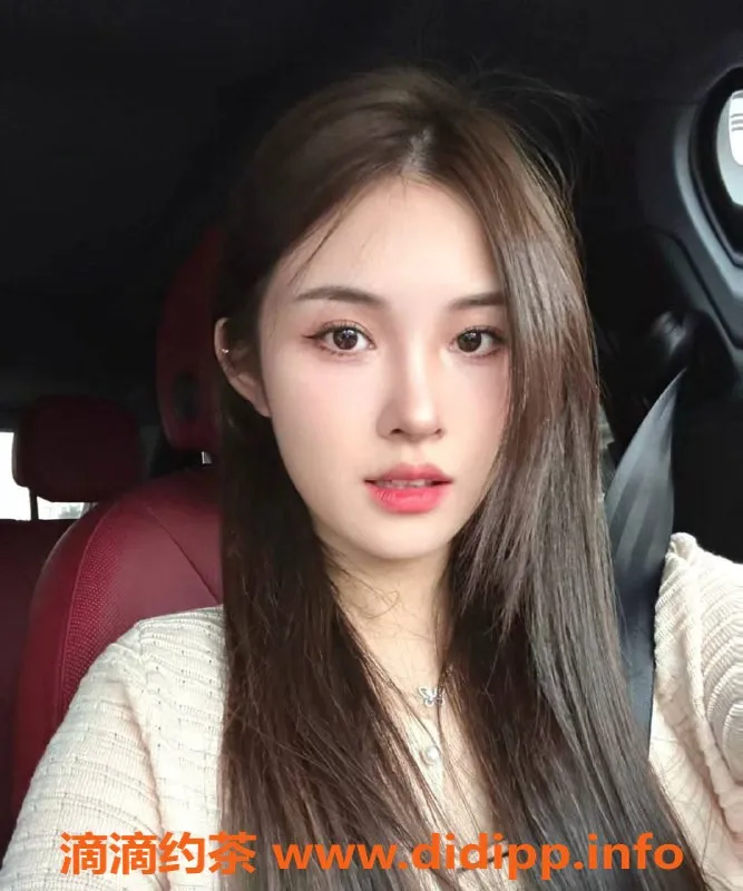 广州楼凤-海珠区27岁糖宝，166cm 54kg 甜美体验