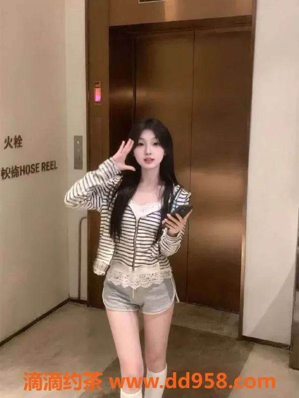 无锡楼凤-新吴区清纯少女暖暖，600元体验包夜服务