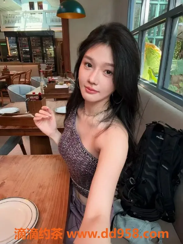 深圳楼凤-罗湖温柔美心，162cm, 23岁全套800元