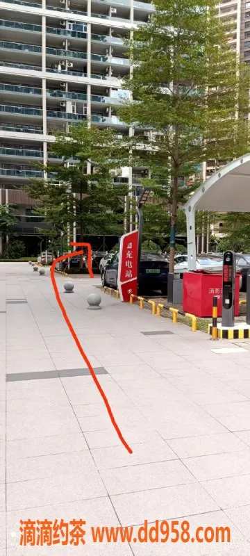 中山楼凤-港口11月12号，300快餐400洗吹服务