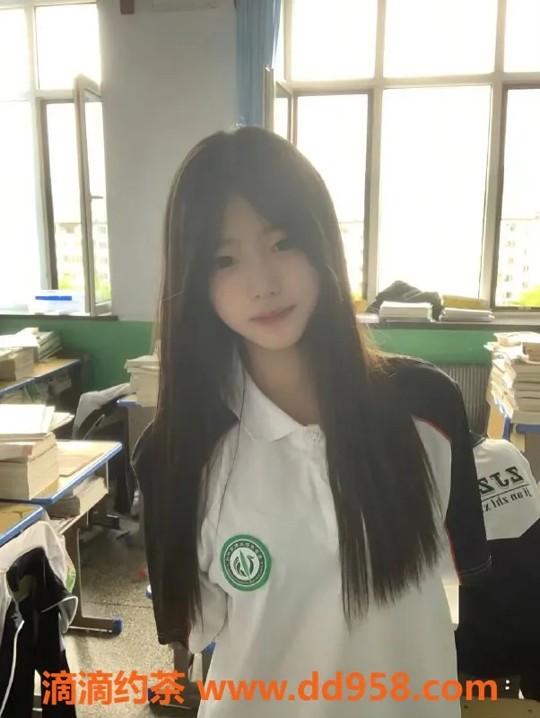 青岛楼凤资源信息,青岛黄岛04年学妹，15起预约可✌️