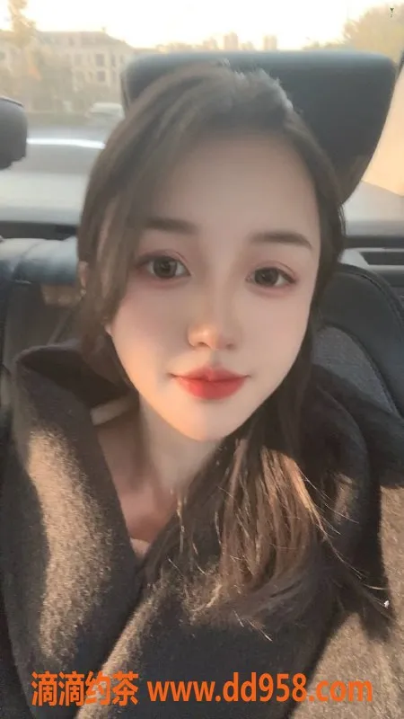 青岛楼凤资源信息,米乐，165CM、50kg，陪沐浴与调情服务