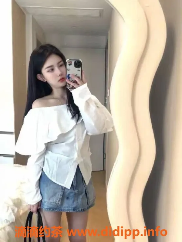 扬州楼凤-扬州邗江佳佳，36D小巧玲珑，超值体验