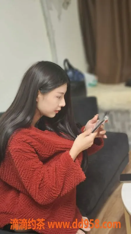 武汉楼凤-汉口梓琪，年轻妹子价格实惠，服务热情