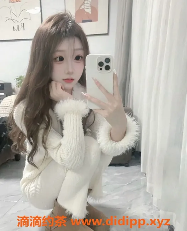 常州楼凤-武进点点，162cm可爱型嫩妹，课费800起