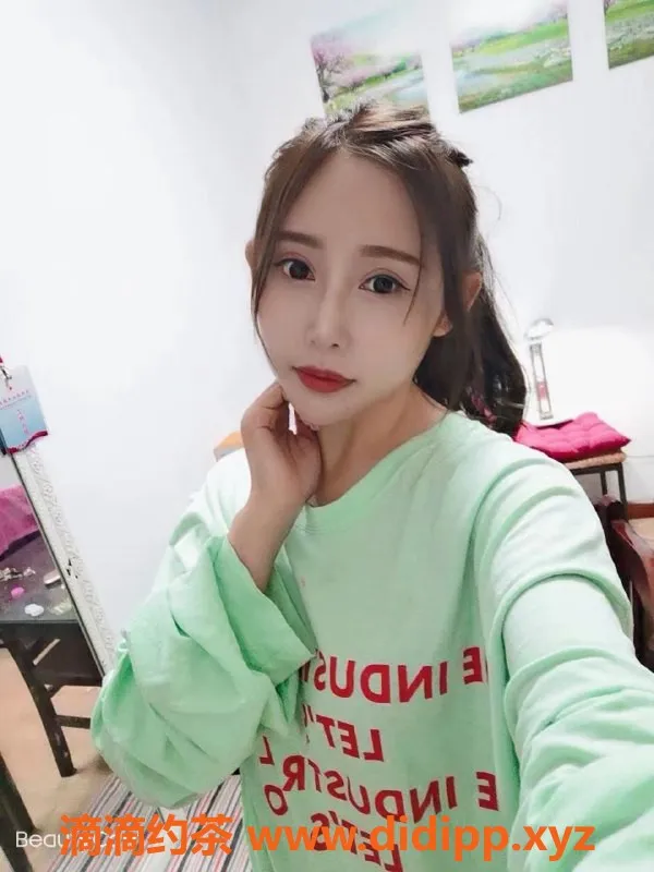 南京楼凤-恩恩，南京热门小姐，800起，专业服务