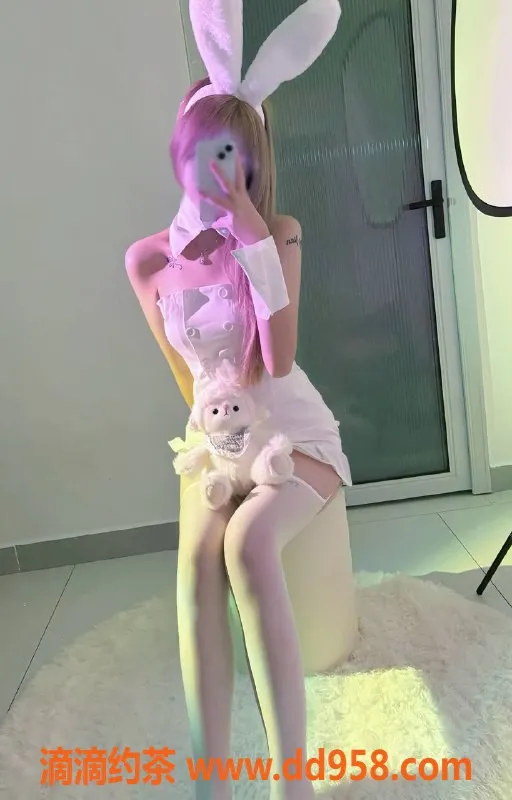 台州楼凤-台州米乐，165cm，52kg，600起可靠品茶服务