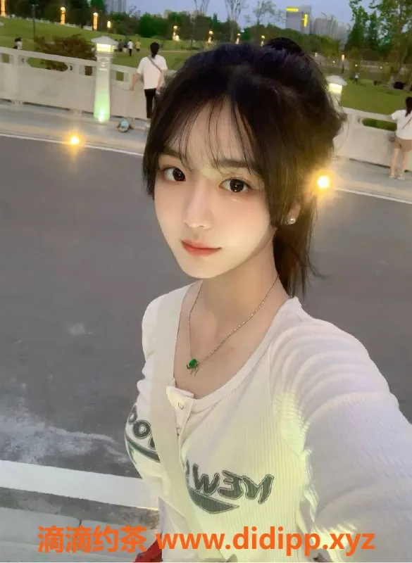 乌鲁木齐楼凤-苏州03年气质白小纯，清新女友感满满