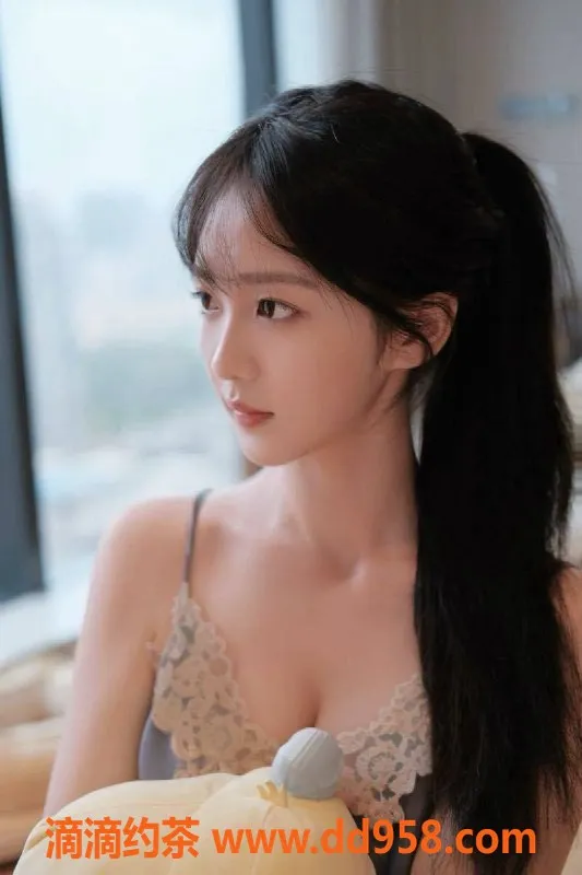 乌鲁木齐楼凤-苏州03年气质白小纯，清新女友感满满