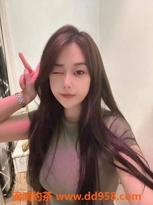 惠州楼凤资源信息,大亚湾小甜心，25岁微胖美女，性感制服服务