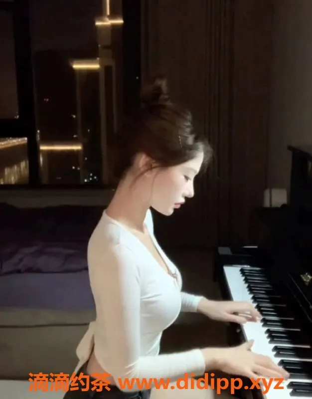 烟台楼凤-莱山区钢琴老师，温柔学姐，服务好