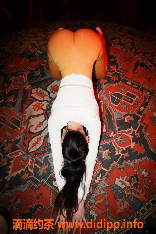 温州楼凤-悠悠，瓯海1米7美女，800元起放松体验