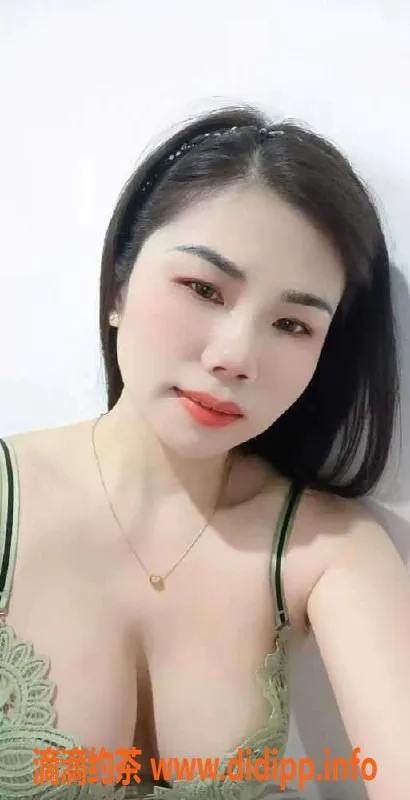 广州楼凤-番禺27岁橙橙，大波潮喷服务超满足