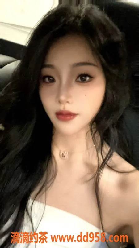 重庆楼凤-沙坪坝C杯妹子coco，167cm，50kg，24岁