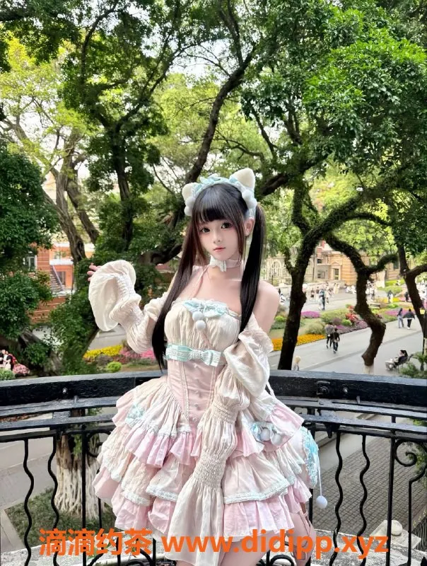 杭州楼凤-拱墅区慕容晴，18岁嫩M，10元起服务