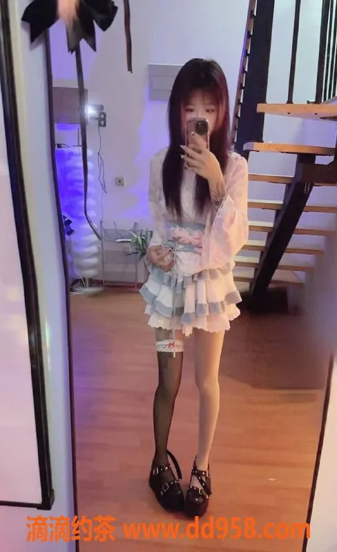 北京楼凤-朝阳高碑店小香菜 163cm 40kg 1K茶费