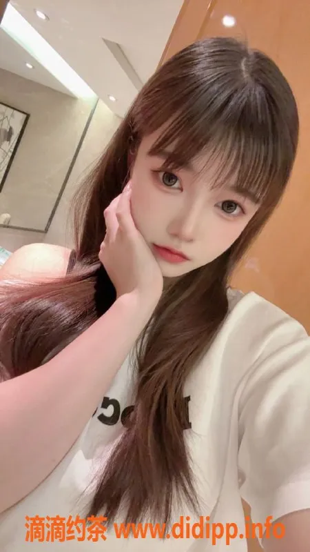 温州楼凤-温州圆圆，168高挑，100斤，激情服务