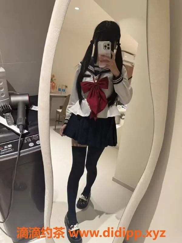 青岛楼凤-青岛城阳小萝莉，158cm，78斤，18岁，诚邀体验