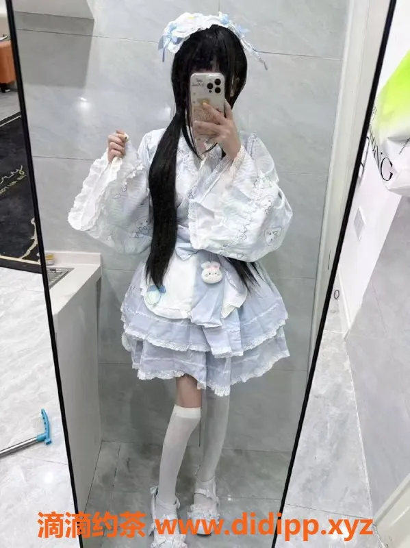 青岛楼凤资源信息,青岛城阳小萝莉，158cm，78斤，18岁，诚邀体验