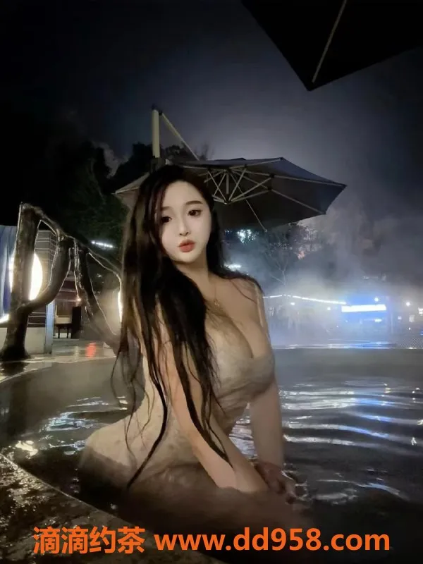赣州楼凤-03空降车模甜甜，171cm火辣身材陪浴服务