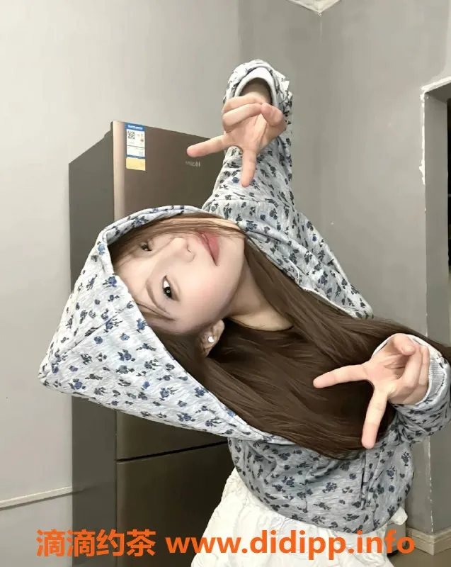 南通楼凤-南通可欣 168cm 07岁 兼职价10起