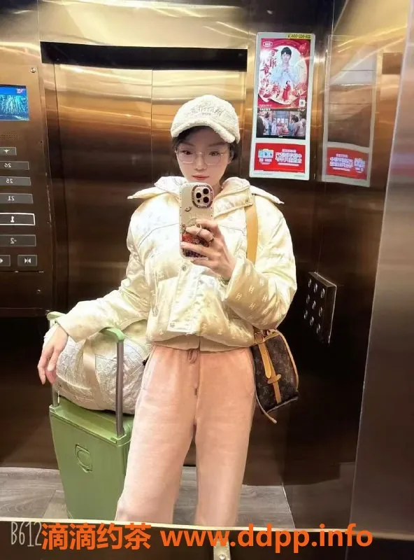 中山楼凤-江门江海四位小姐，300元快餐优惠