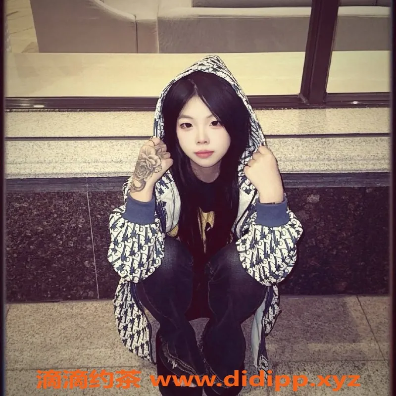 惠州楼凤-惠城乖巧萌妹，165cm，18岁，胸36D