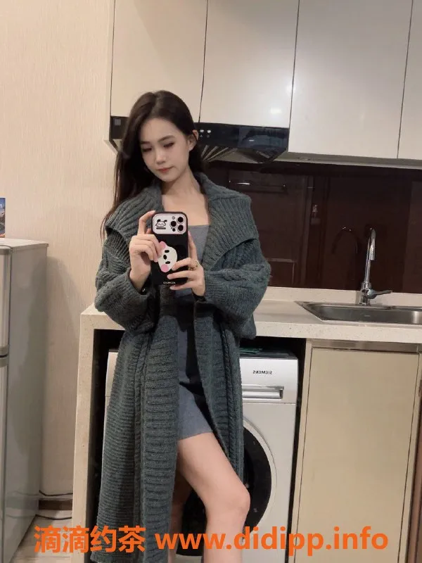 东莞楼凤-大朗六六，P700开房体验，服务超赞！