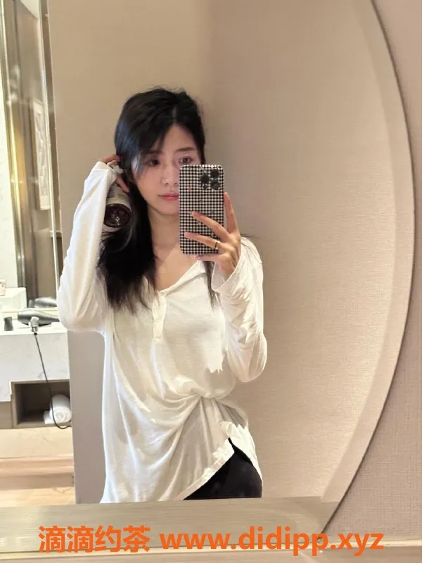 广州楼凤-海珠区良家少妇芸娘子，伴你畅享温柔体验