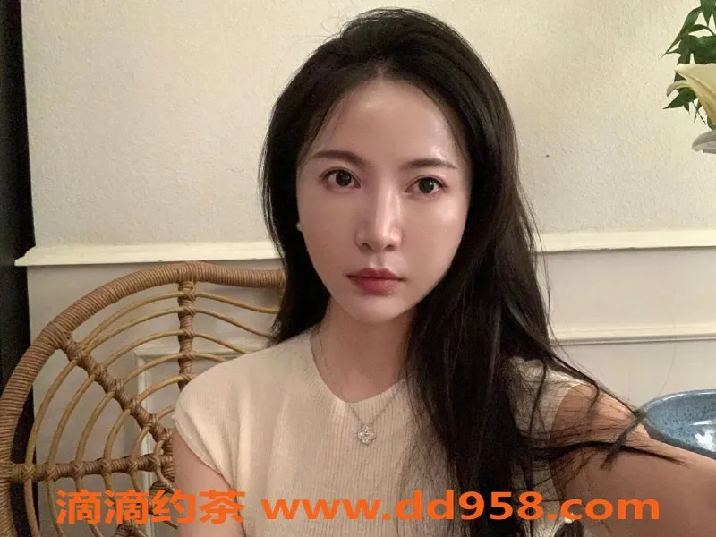 湛江楼凤-关关，身高165，体重50，年轻诱惑等你体验