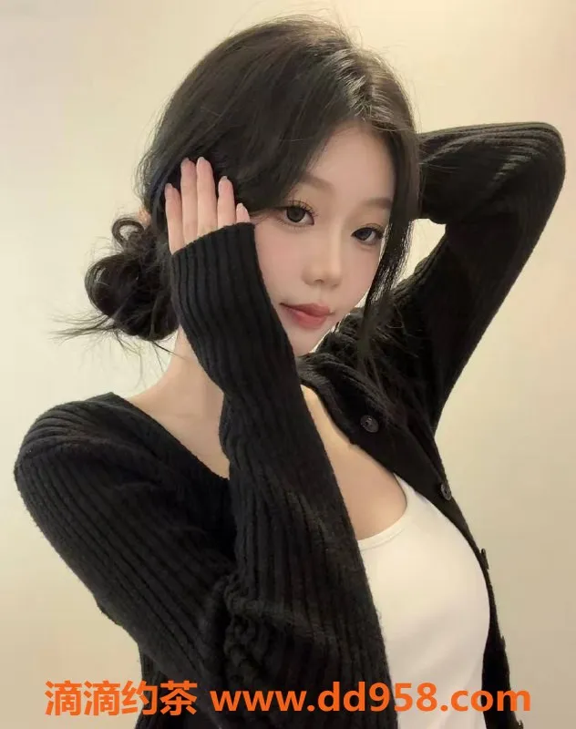 扬州楼凤资源信息,扬州邗江兜兜，苗条高挑，服务超赞