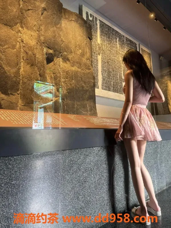 无锡楼凤-锡山区高颜值念慈，白嫩纯欲陪浴服务