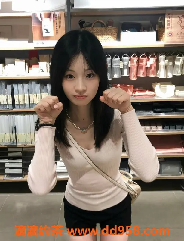 徐州楼凤资源信息,连云港萧萧，170高98重的可爱甜妹