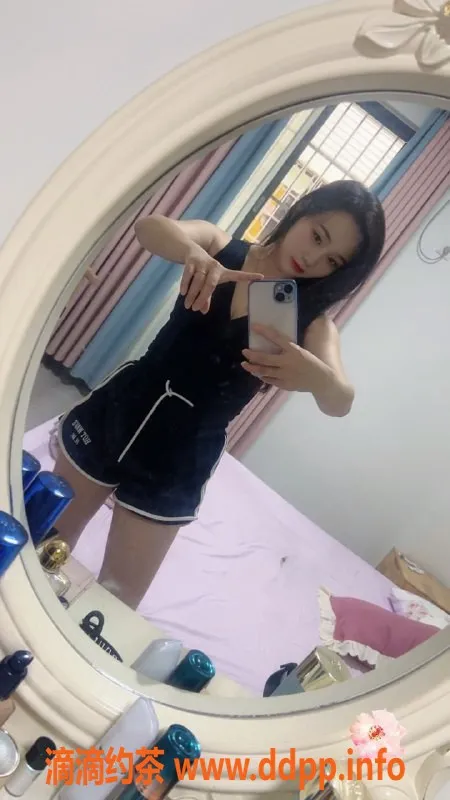 广州楼凤-白云安琪，26岁165cm，口活超赞，仅需450起