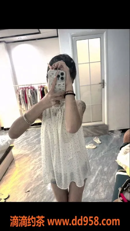 中山楼凤资源信息,小榄快餐体验，两位15岁新友相约