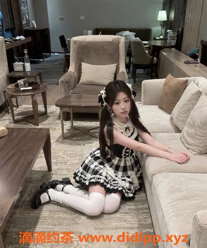 潍坊楼凤-奎文区小七，170cm 20岁，1000元工作室服务