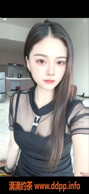 昆明楼凤-西山区小涵，600元双服务，水中箫+亲胸