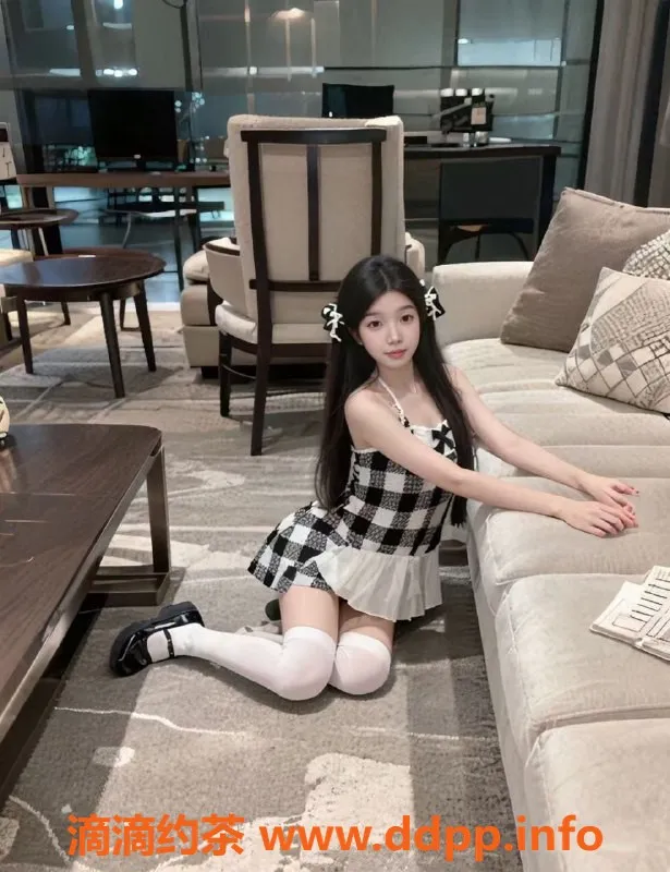 常州楼凤-武进万达七七酱，161身高C罩杯嫩妹，800元起