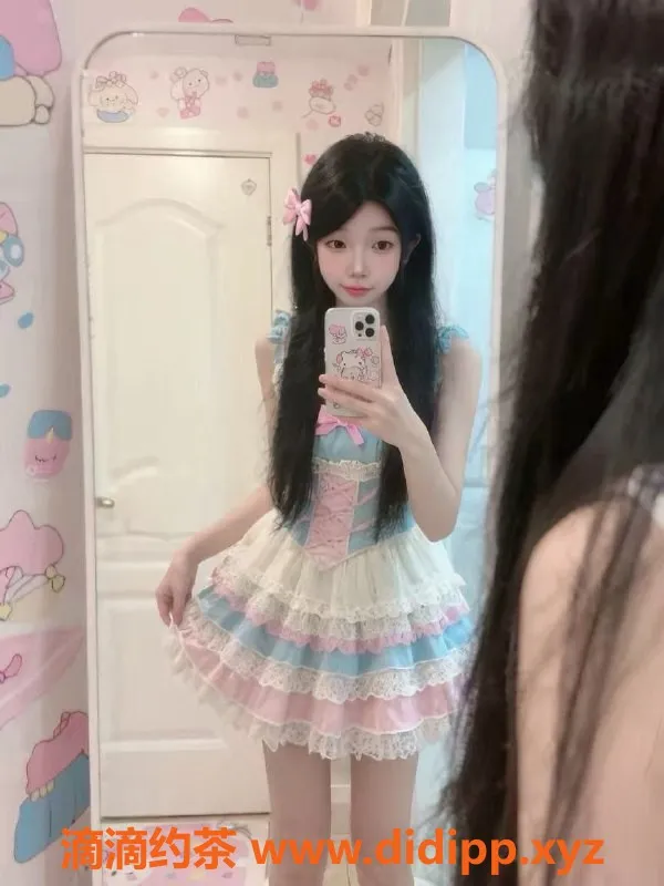 常州楼凤-武进万达七七酱，161身高C罩杯嫩妹，800元起