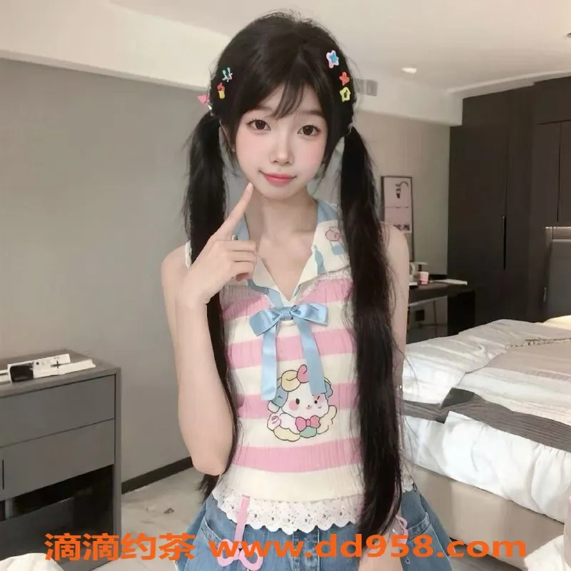 常州楼凤-武进万达七七酱，161身高C罩杯嫩妹，800元起