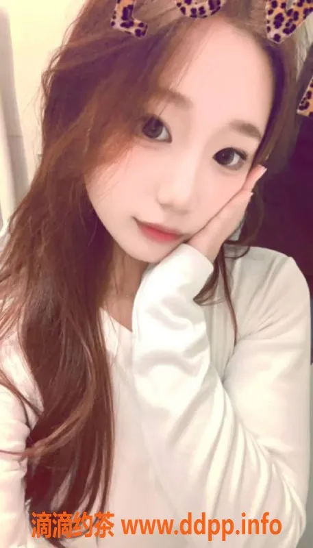 常州楼凤-常州睿儿，20岁，163cm，96斤，C罩杯