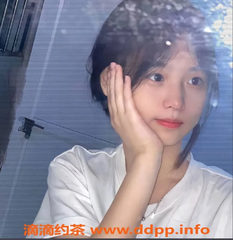 青岛楼凤-青岛果果，165cm身高，99斤学妹外卖服务